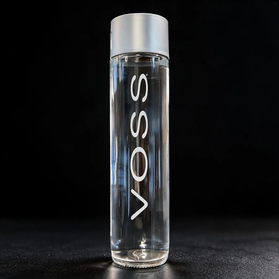 Вода артезианская VOSS