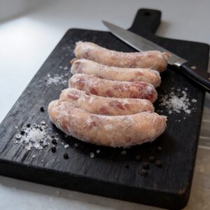 Колбаски (купаты) из говядины и курицы